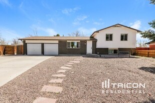 Building Photo - 7025 Loveland Terrace
