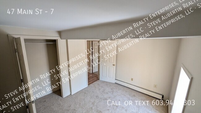 Building Photo - 47 Main St