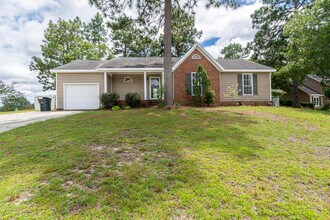 Building Photo - 622 Ridgefield Dr