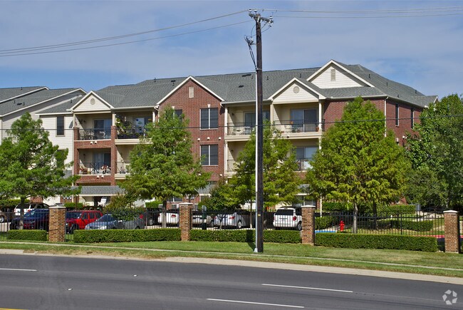 Building Photo - Villas on Bear Creek