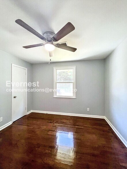 Building Photo - 818 W Old Hickory Blvd
