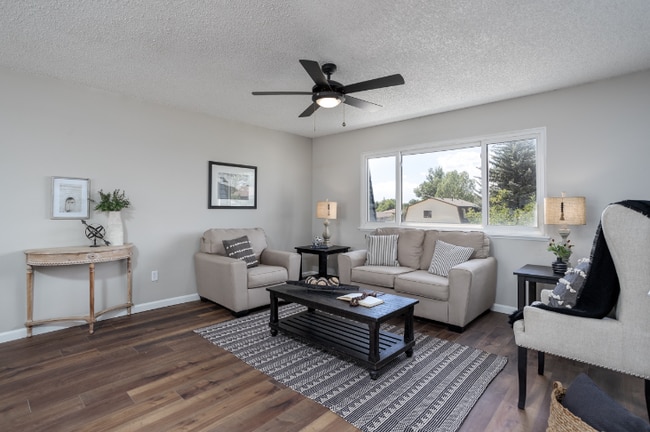 Building Photo - 1409 Orchid Ct