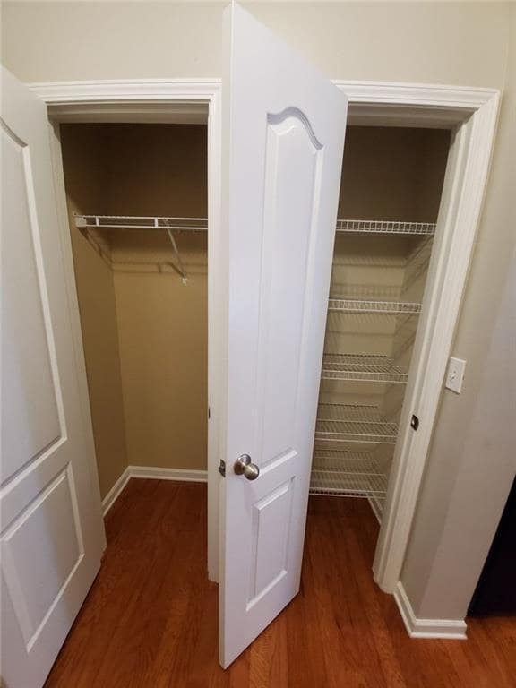 Building Photo - 225 Brookhaven Ct