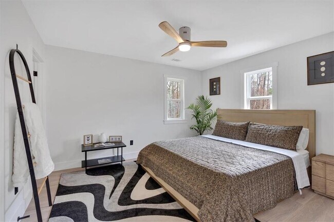 Building Photo - 5070 Alabama Rd