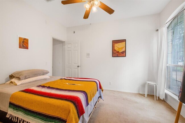Building Photo - 16853 Tortoise St