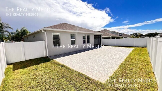 Building Photo - 3882 Hanworth Loop