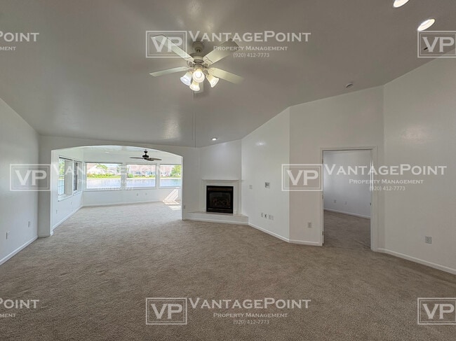 Building Photo - 1684 Twin Lakes Cir