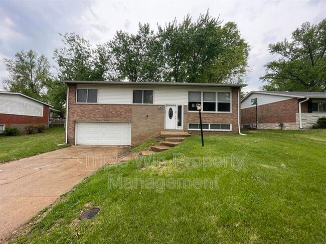 Primary Photo - 2022 Northaire Ln