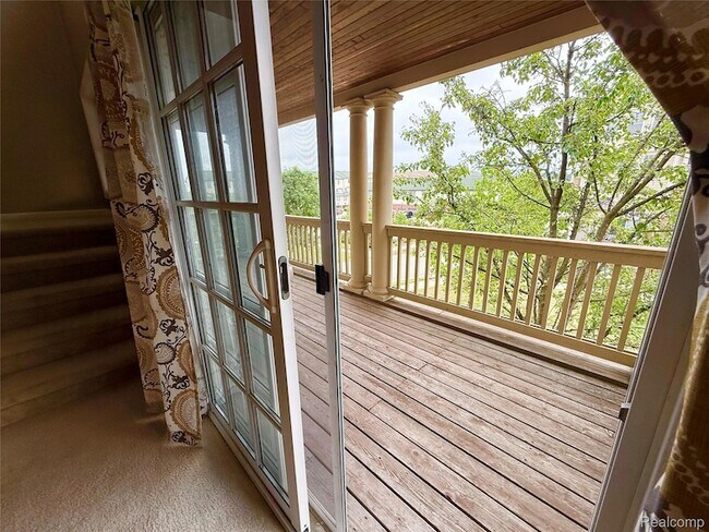 Building Photo - 207 Amys Walk