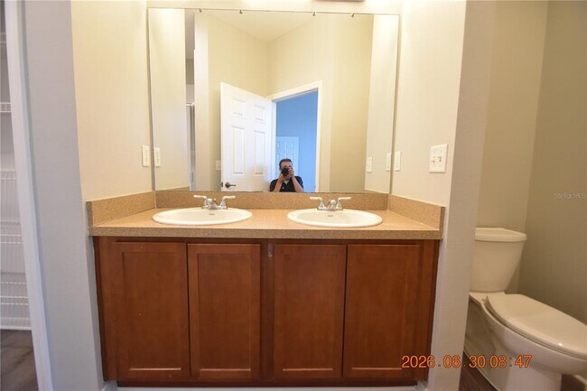 Building Photo - 8319 King Blossom Ct