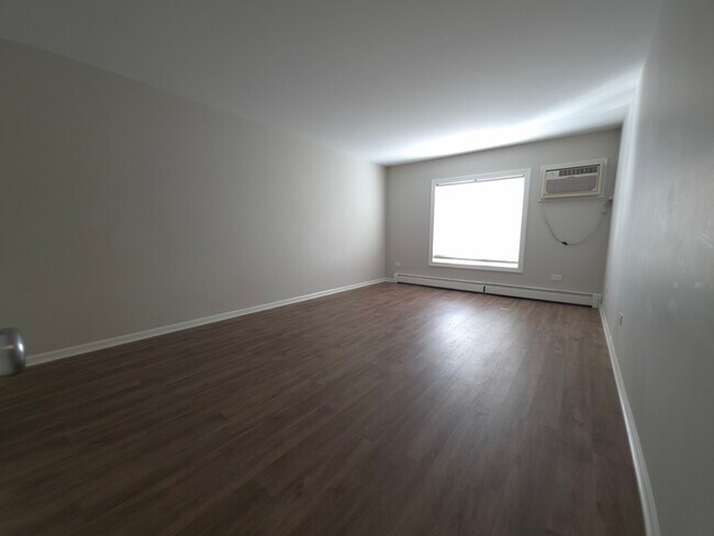 Building Photo - 1667 Kiowa Cir