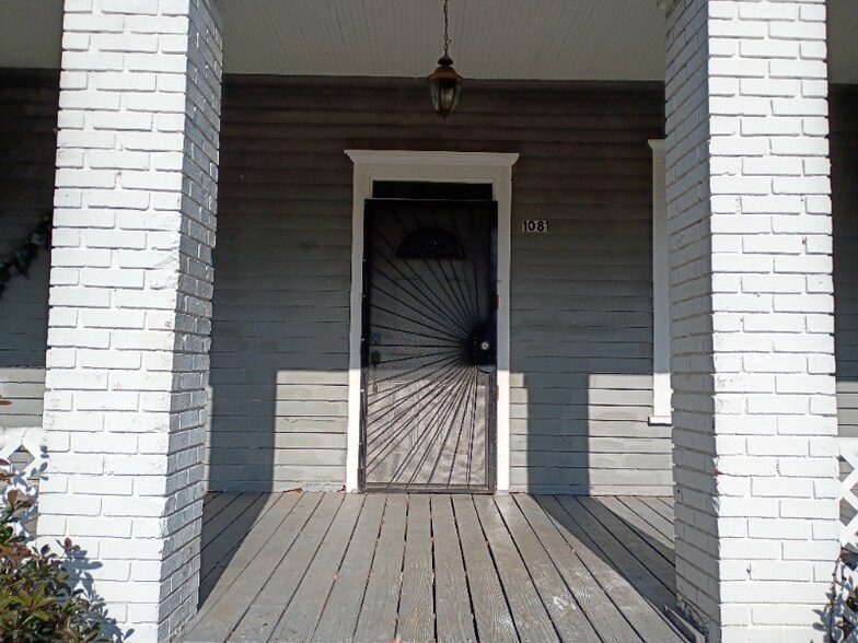 Building Photo - 1081 Arlington Ave SW