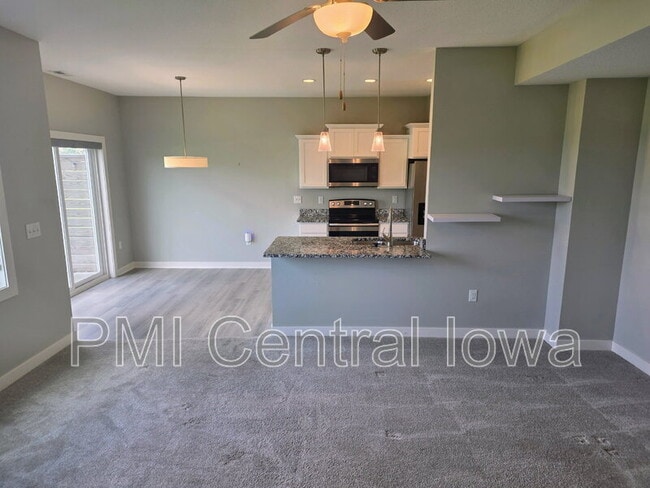 Building Photo - 9643 Turnpoint Dr