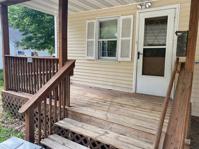 Building Photo - 3 Bed 1 Bath Single Family Home in Merrill