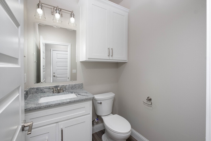 Building Photo - 1810 3rd Ave