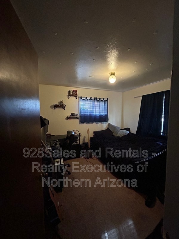 Building Photo - 13 S Trail of the Wds