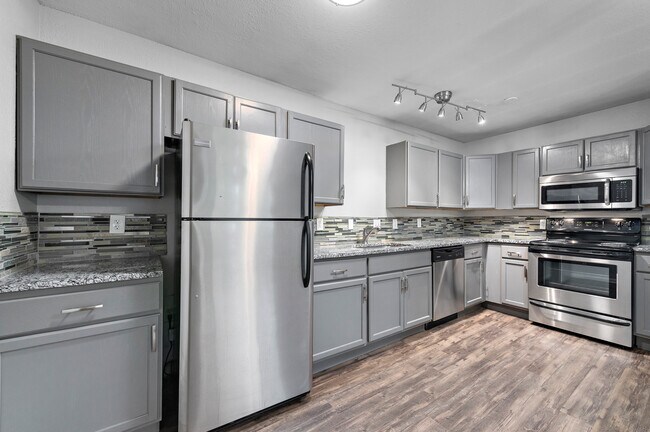 Building Photo - Kosobro