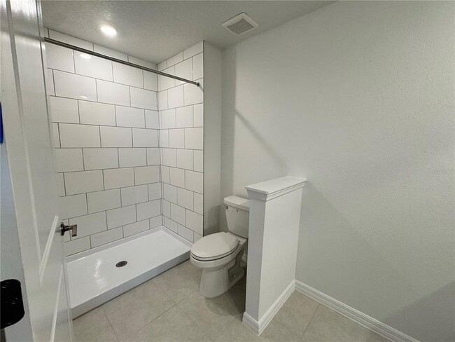 Building Photo - 11135 65th Ter E