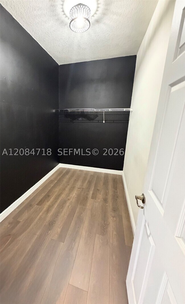 Building Photo - 14044 SW 54th St
