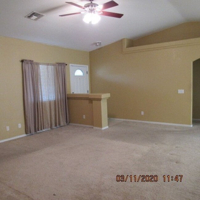 Building Photo - 3 bedroom 2 bath home with 3 car garage and RV parking