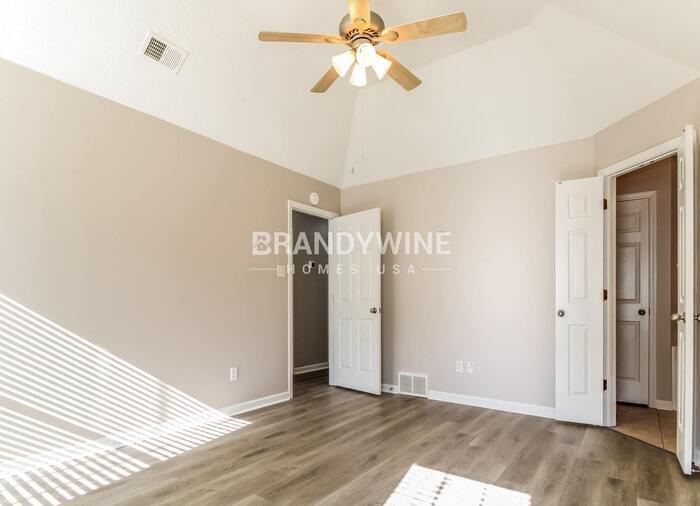 Building Photo - 6843 Kerry Valley Ln