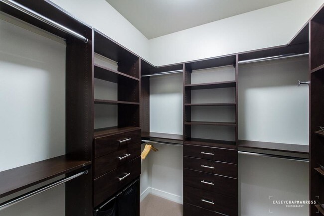 Building Photo - 210 Lavaca St