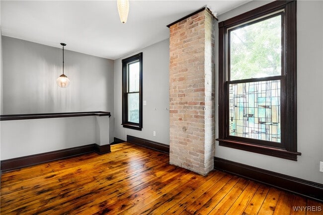 Building Photo - 136 Prospect Ave