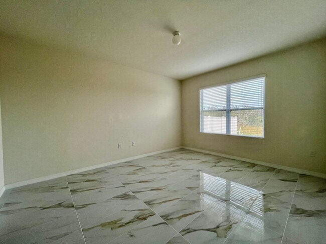 Building Photo - 3227 Bayou Bay Dr