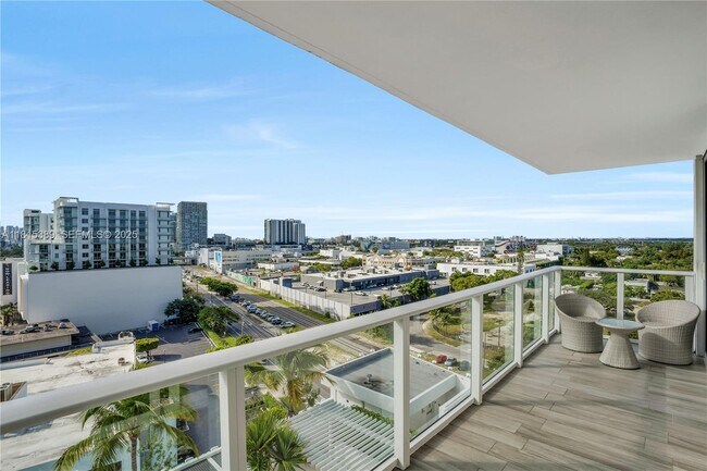 Building Photo - 4250 Biscayne Blvd