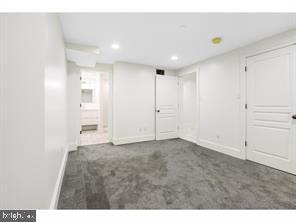 Building Photo - 8 N New St