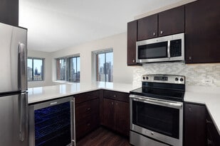 Building Photo - 120 W Chestnut St