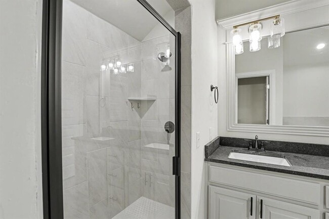 Building Photo - 12812 NW 141st Cir