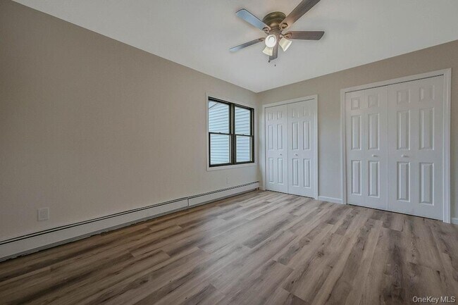 Building Photo - 21 Crater Lake Dr