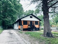 Building Photo - 5036 Wabash Ave