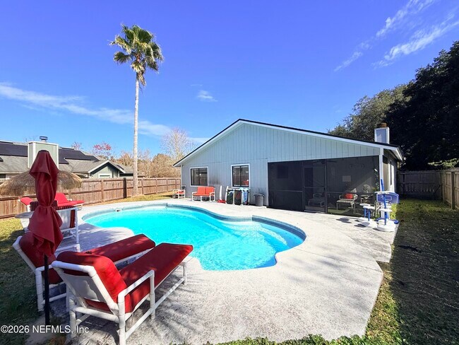 Building Photo - 7748 Pepper Cir E