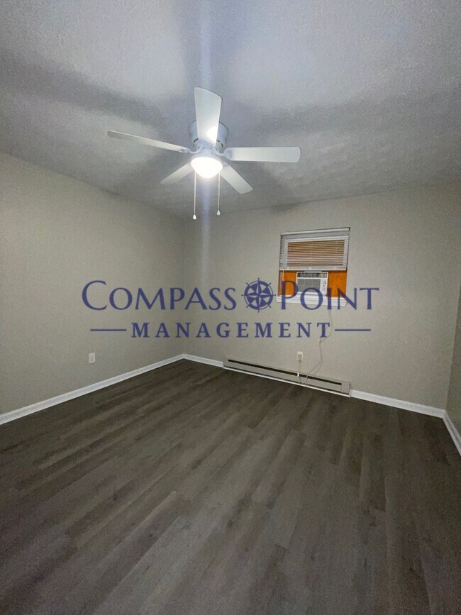 Building Photo - 111 Birch Dr