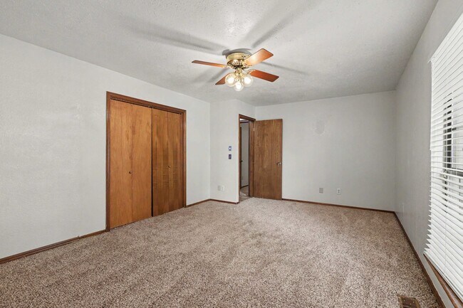 Building Photo - 3801 Western Heights Ave