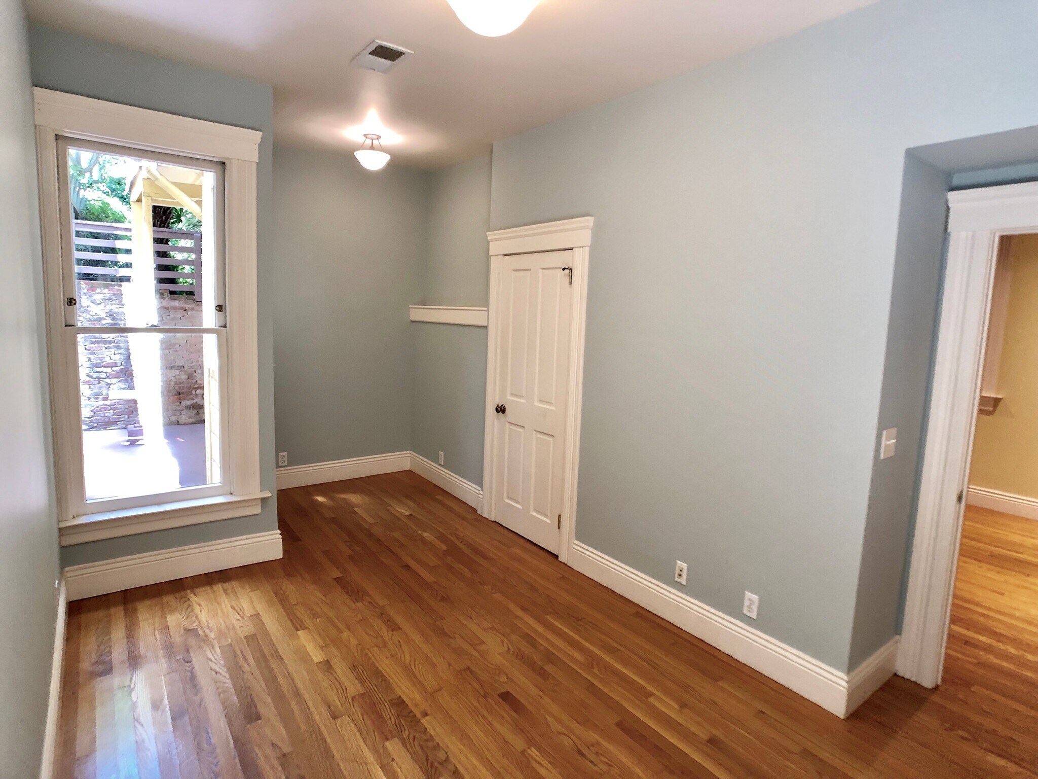Building Photo - 1528 Fulton Street