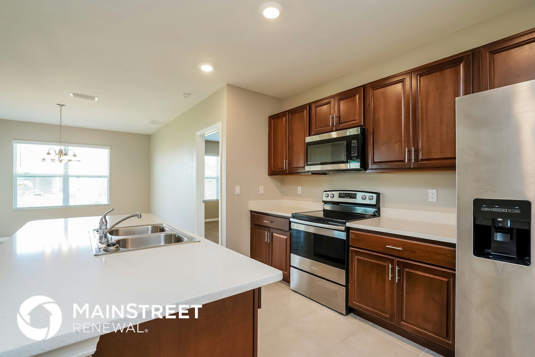 Building Photo - 1822 NE 4th Pl