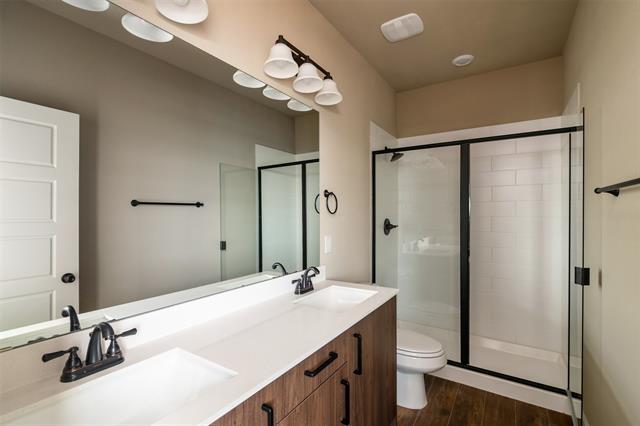 Building Photo - 604 Harvest Moon Dr