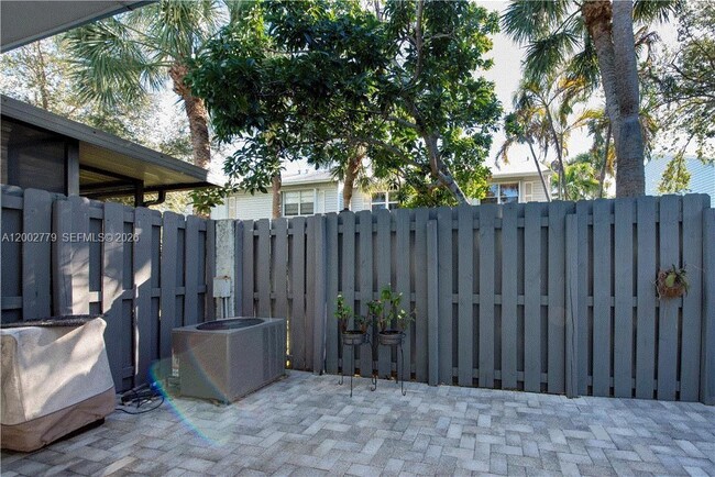 Building Photo - 81 SW 3rd St