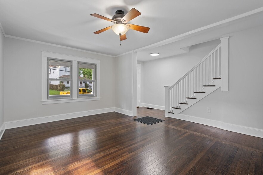 Building Photo - 114 Linderman Ave