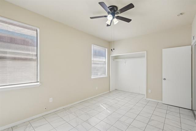 Building Photo - 1221 Wheatfield Dr