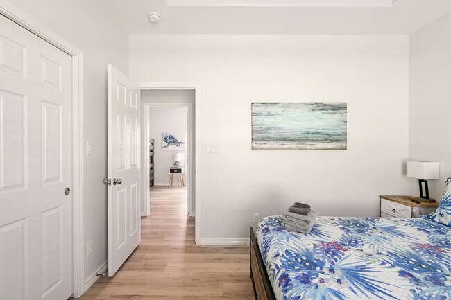 Building Photo - 1714 TX-87