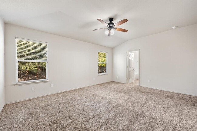 Building Photo - 220 Bauxite Dr