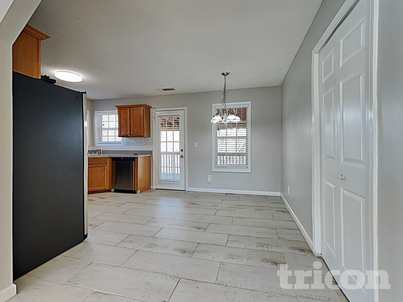 Building Photo - 63 Cliff View Dr