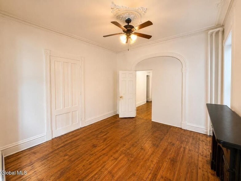 Building Photo - 379 3rd St