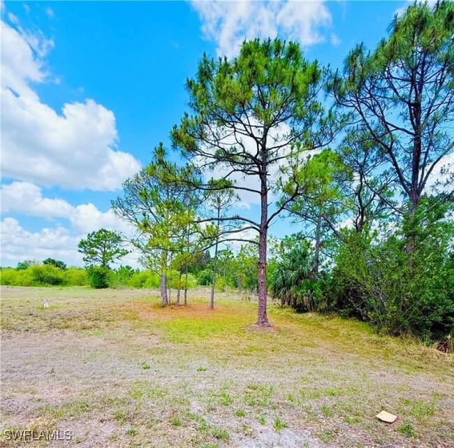 Building Photo - 3465 Everglades Blvd N