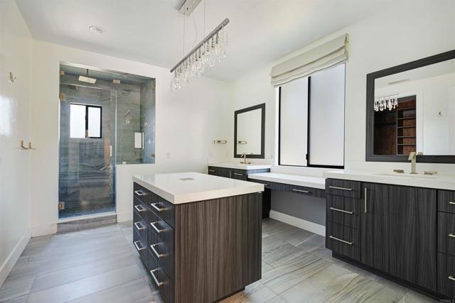 Building Photo - 410 Milagrosa Cir