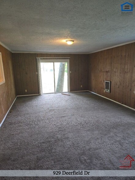 Building Photo - 929 Deerfield Dr